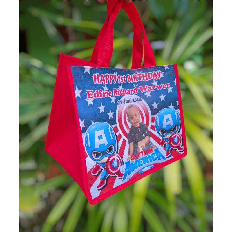 

Tas Ultah/Tas Ultah Custom/Tas Souvenir Ulang Tahun