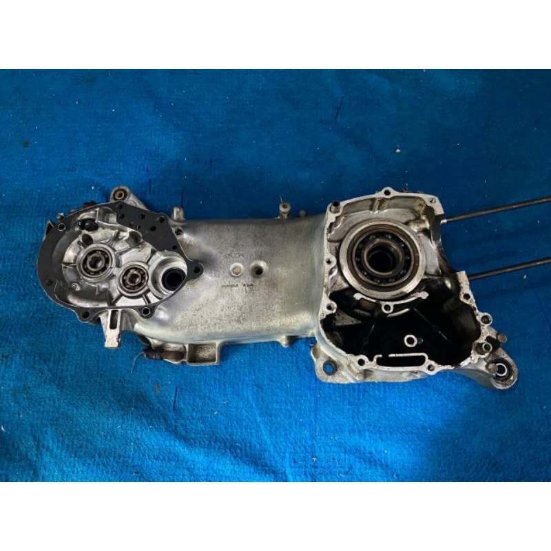 Rengkes krengkes rengkes crankcase kalter bagian kiri honda vario 125 fi old pnp vario 150 original