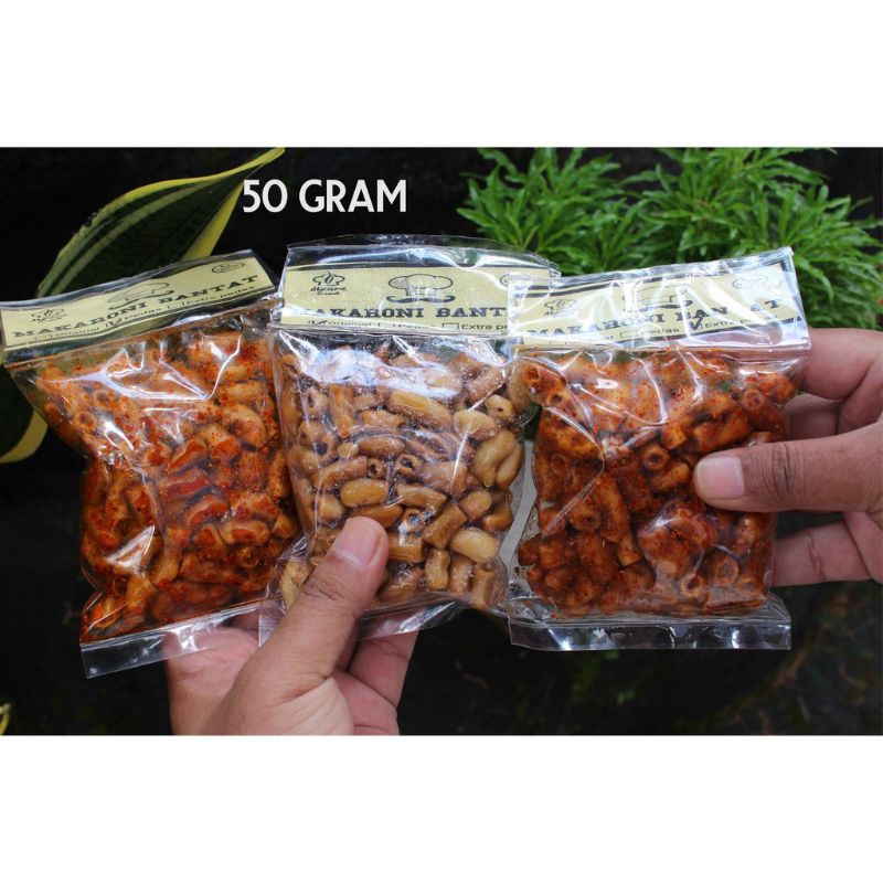 

PAKET USAHA RESELLER ISI 50 PCS MAKARONI BANTET PEDAS KHAS TASIKMALAYA KERANG / KRIWIL / KERUPUK