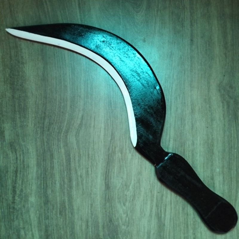 Celurit Kayu Alat Untuk Latihan Olahraga Silat Beladiri
