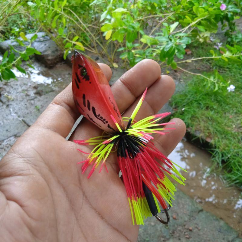 JF JUMP FROG TRIANGLE 5 CM- CASTING TOMAN-SANGAR LURE
