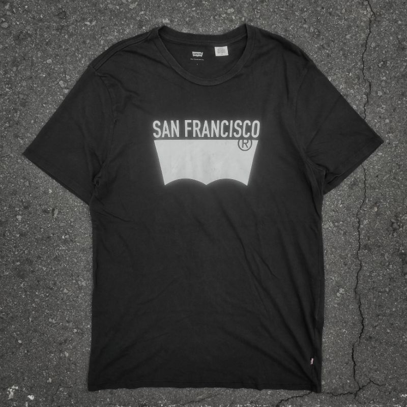 KAOS TSHIRT LEVIS BIG E LOGO RED WHITE TAB FADING WASHED VINTAGE VTG TEES