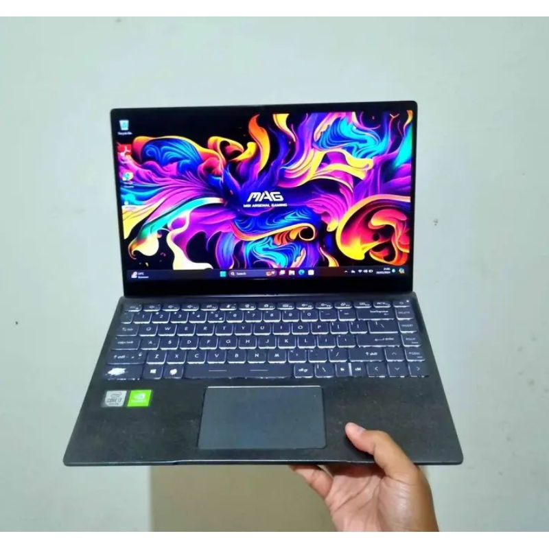 Laptop MSI modern Intel core i7 gen 10