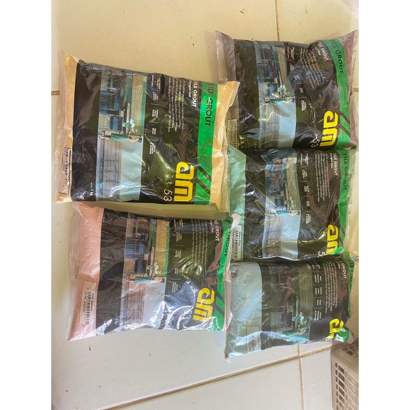 TILE GROUT PENGISI NAT KERAMIK AM53