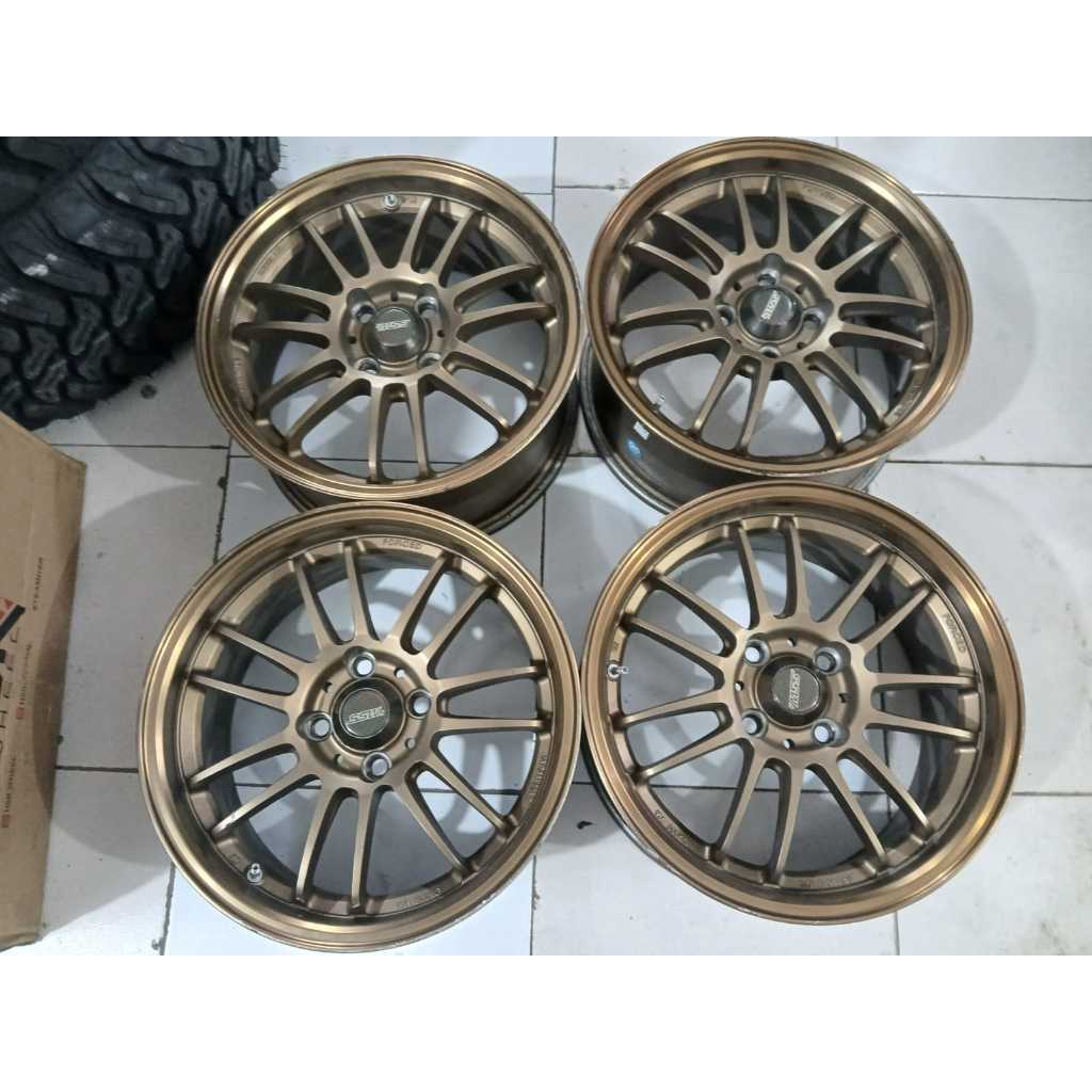 Velg Mobil Bekas Ring 15 Lubang 4 RE30 R15X7 4X100 ET45