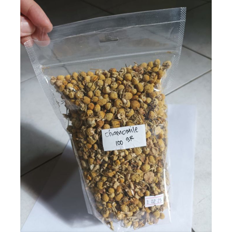

Teh chamomile / bunga chamomile kering / dried chamomile 10gram
