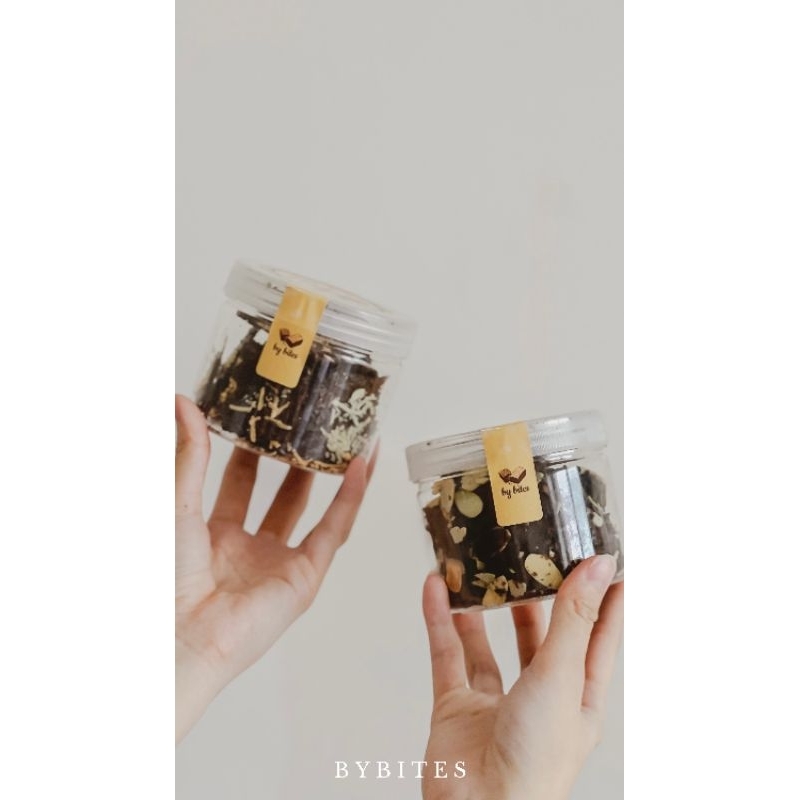

brownies crispy mix (almond, keju) by bites