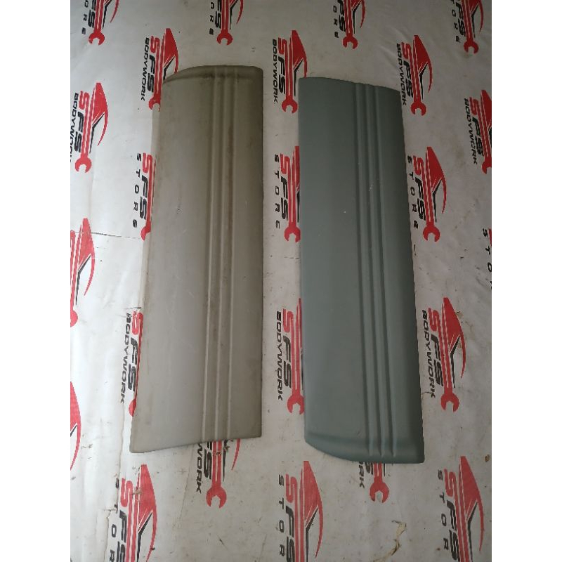 moulding pintu depan kijang krista