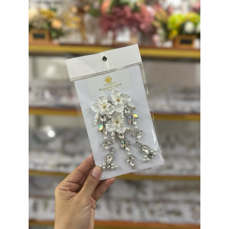 Payet Rangkai Dada Juntai