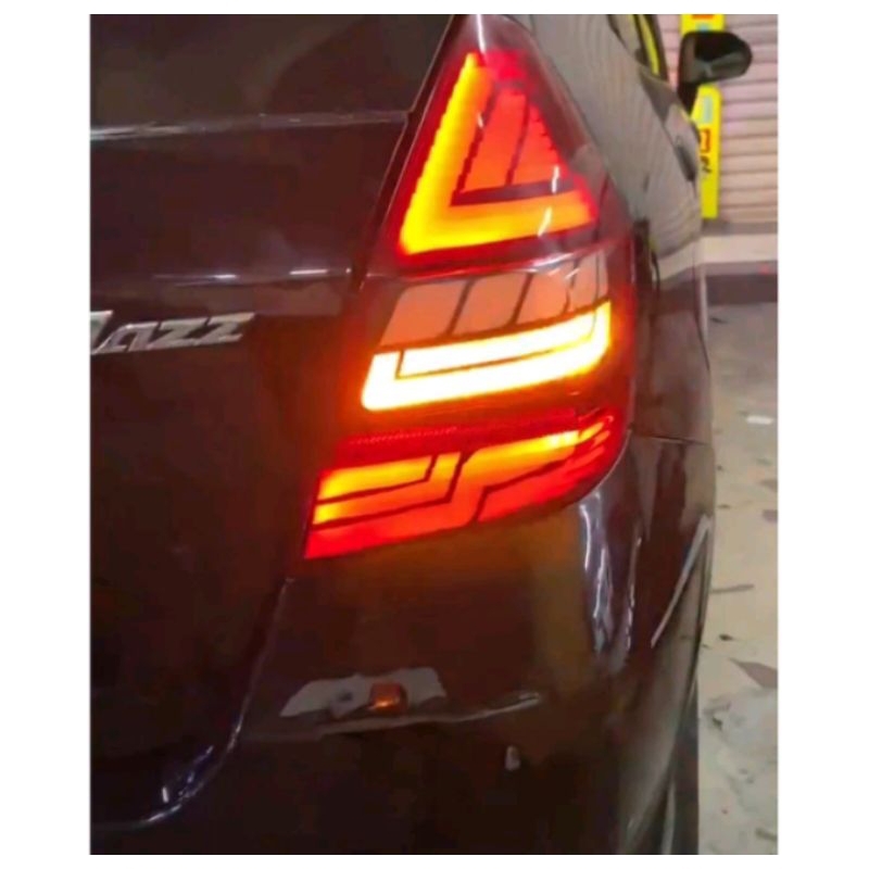Stoplamp Honda Jazz 2005 Up.Castem Stoplamp Honda Jazz.Lampu Belakang Honda Jazz