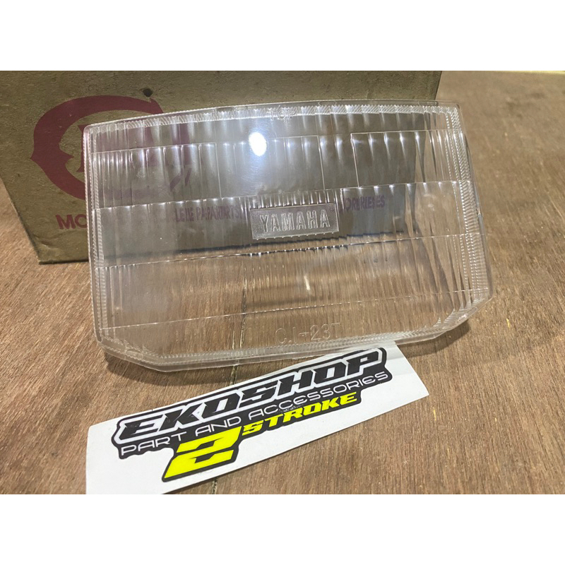 MIKA KACA DEPAN MOTOR V80 ROBOT SUPER DELUXE CMI TULISAN YAMAHA