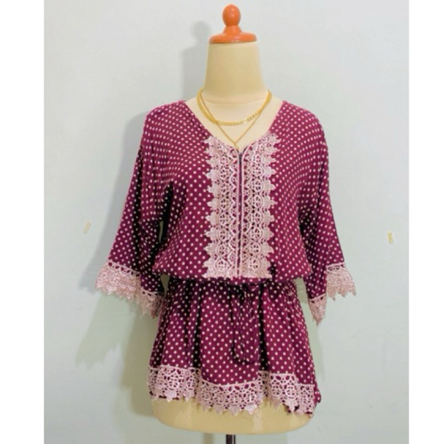 Atasan Blus Wanita Blouse model tunik vintage motif polka polkadot bahan katun rayon premium warna m