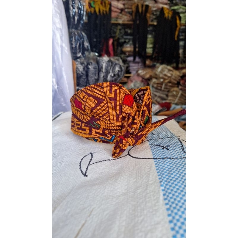 udeng(sapuk)udeng/sapuk anak ,sapuk remaja -dewasa,sapuk setangah jadi ,sapuk motif batik  sapuk bat