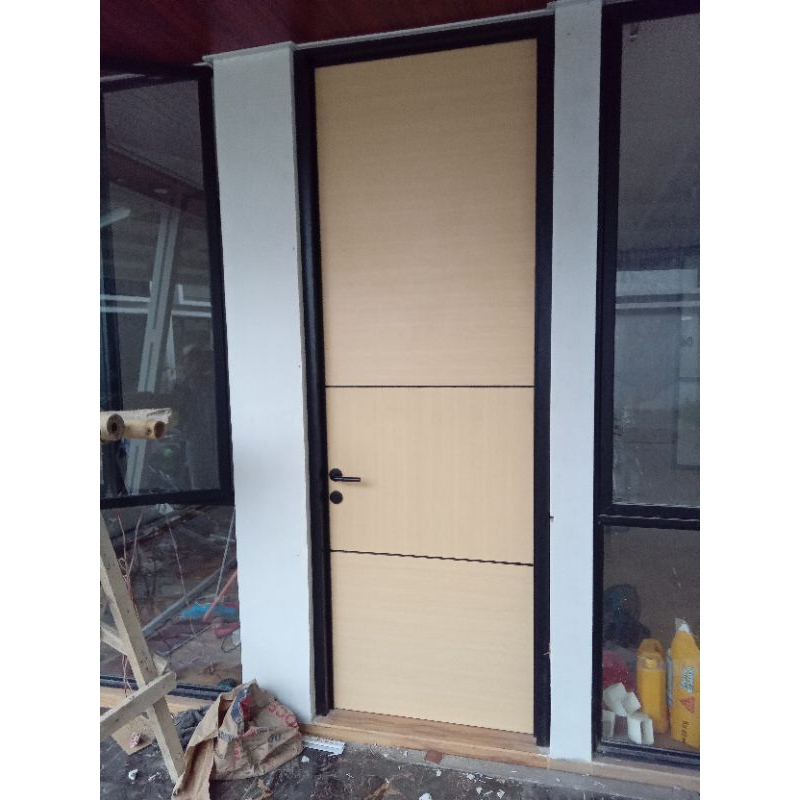 pintu hpl kusen alumunium