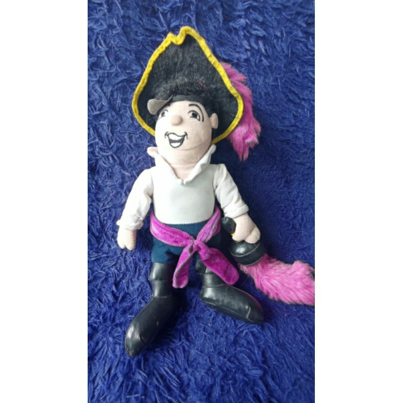 boneka bajak laut merk wiggles