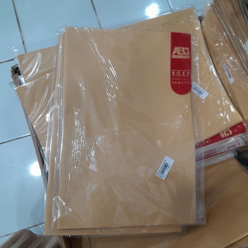 

SAMPUL BUKU BOXY ISI 10 LEMBAR SAMPUL BUKU COKLAT SAMPUL BUKU PANJANG