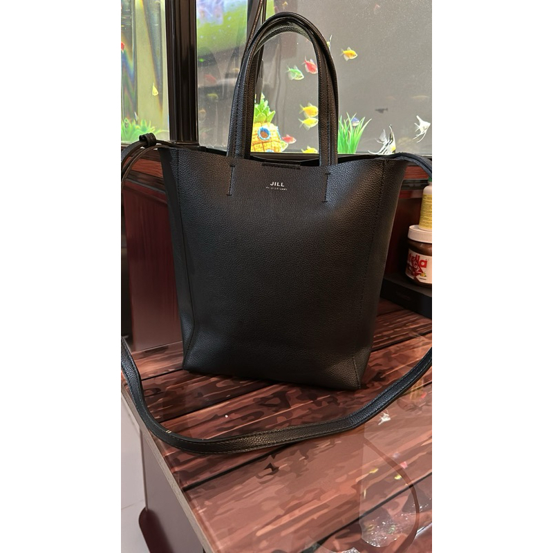 Tas kulit hitam Jill stuart