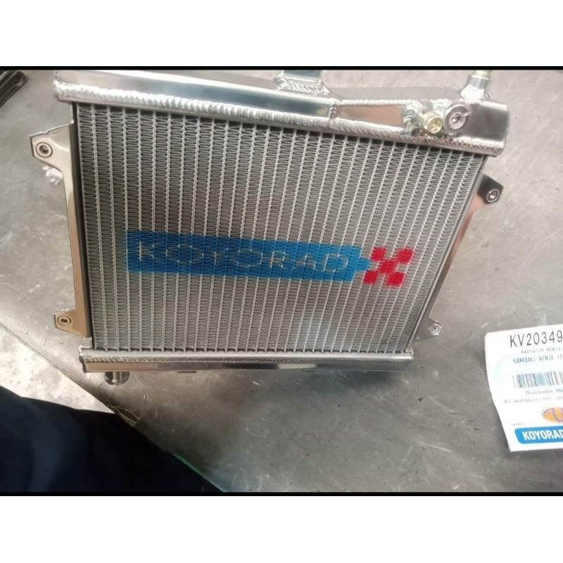 Radiator Mobil Grand Escudo XL 7