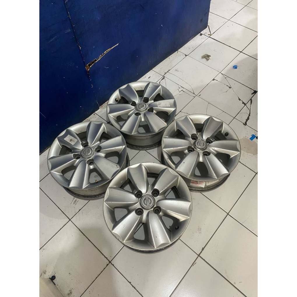 Velg mobil bekas copotan livina ring 15 pcd 4x114 velg only murah gratis ongkir