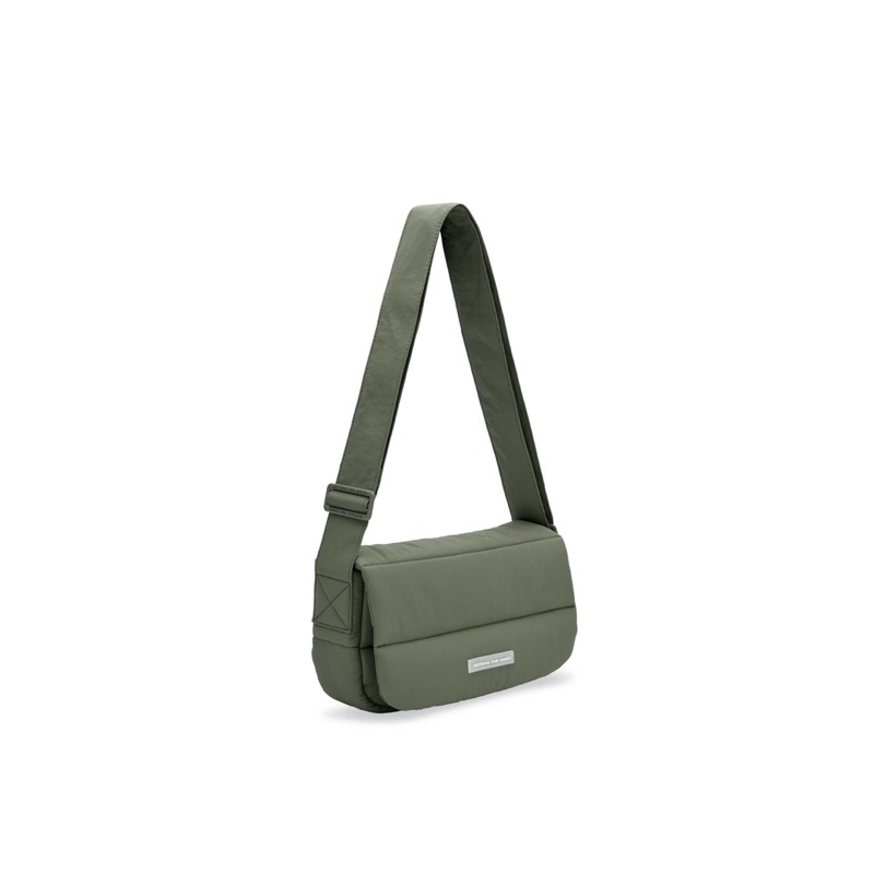 Pocket Poofy Bag Beyond The Vines