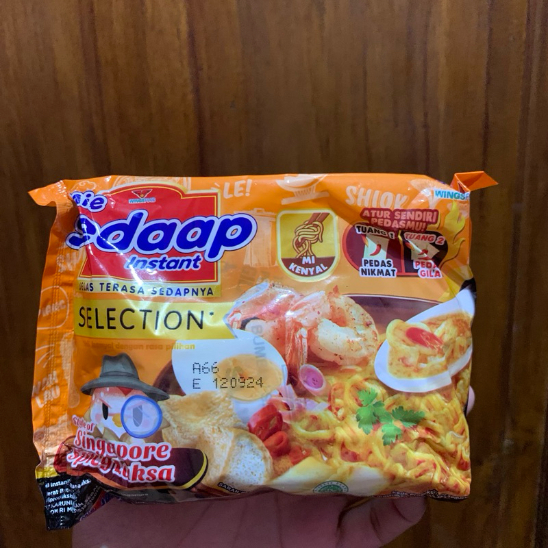 

Mie Sedaap Selection Singapore Spicy Laksa 85gr