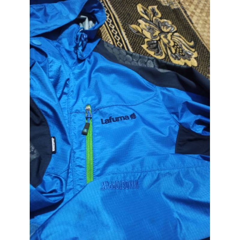 Jaket Gorpcore Lafuma