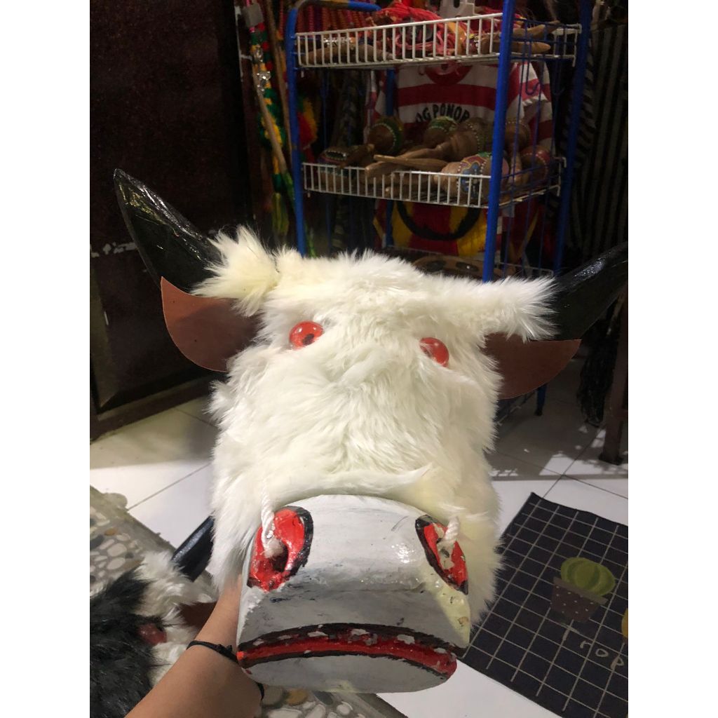 BANTENGAN BULU - BANTENGAN DEWASA/REMAJA - BANTENGAN BULU - BANTENGAN - BANTENGAN IMUT Tanduk Resin