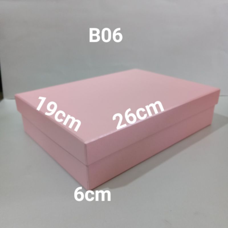 

kotak kado/softbox/hardbox ukuran(19×26×6)cm /1 pcs