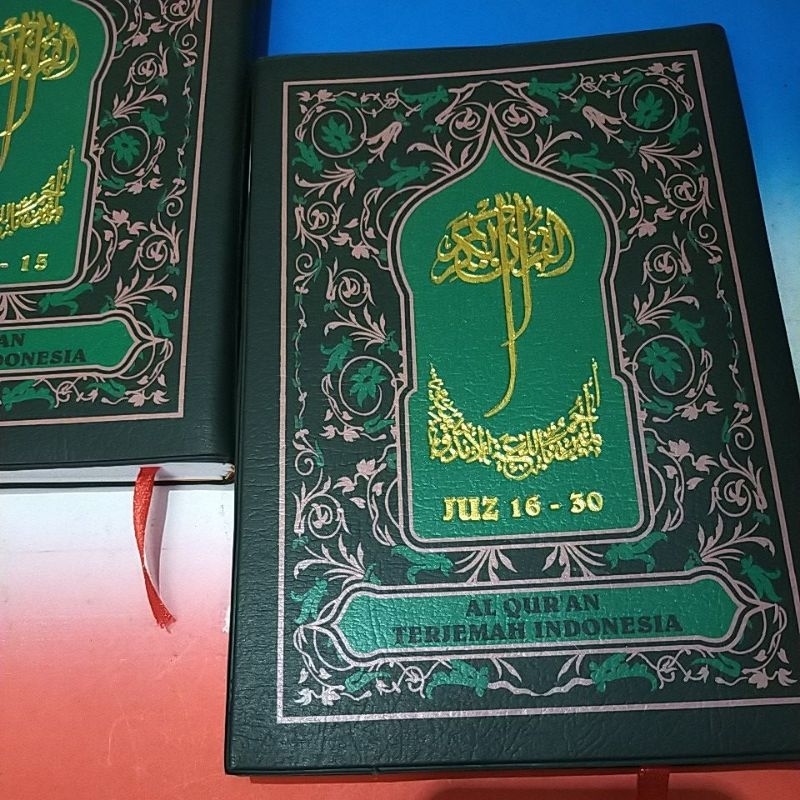 Alqur'an Terjemah menara kudus 2 jilid tanggung Bukan Rosm Usmani