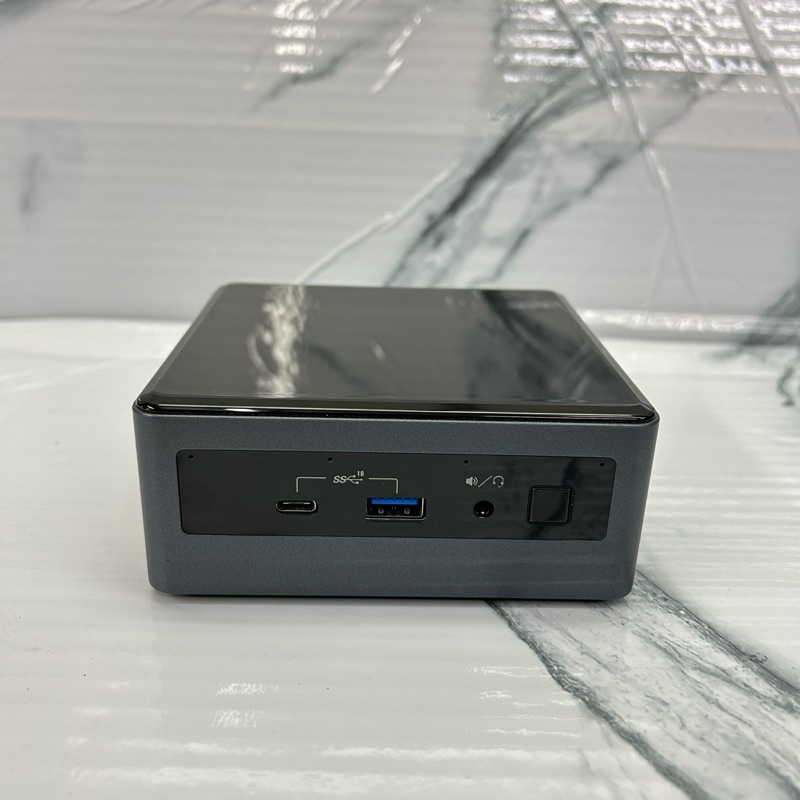 INTEL NUCH I3-10110U Ram 4 GB SSD 256 NVME
