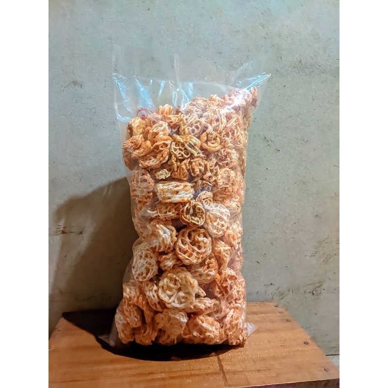 

Viral Kerupuk Seblak Mawar Pedas Asin Kemasan Jumbo 1KG