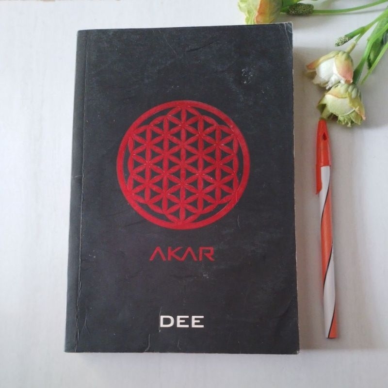 novel Dee Lestari Supernova Akar preloved