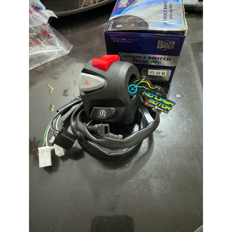 SAKLAR LAMPU KANAN PCX 160 RH HIGH QUALITY