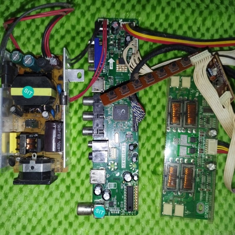 Mesin TV Skytron SK-2048 (Universal 20inch)