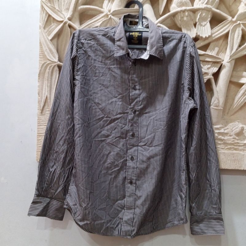 Kemeja Pria Dewasa / Kemeja Pria Brand Preloved / Kemeja Pria Branded / Kemeja Pria Motif Garis/ Kem
