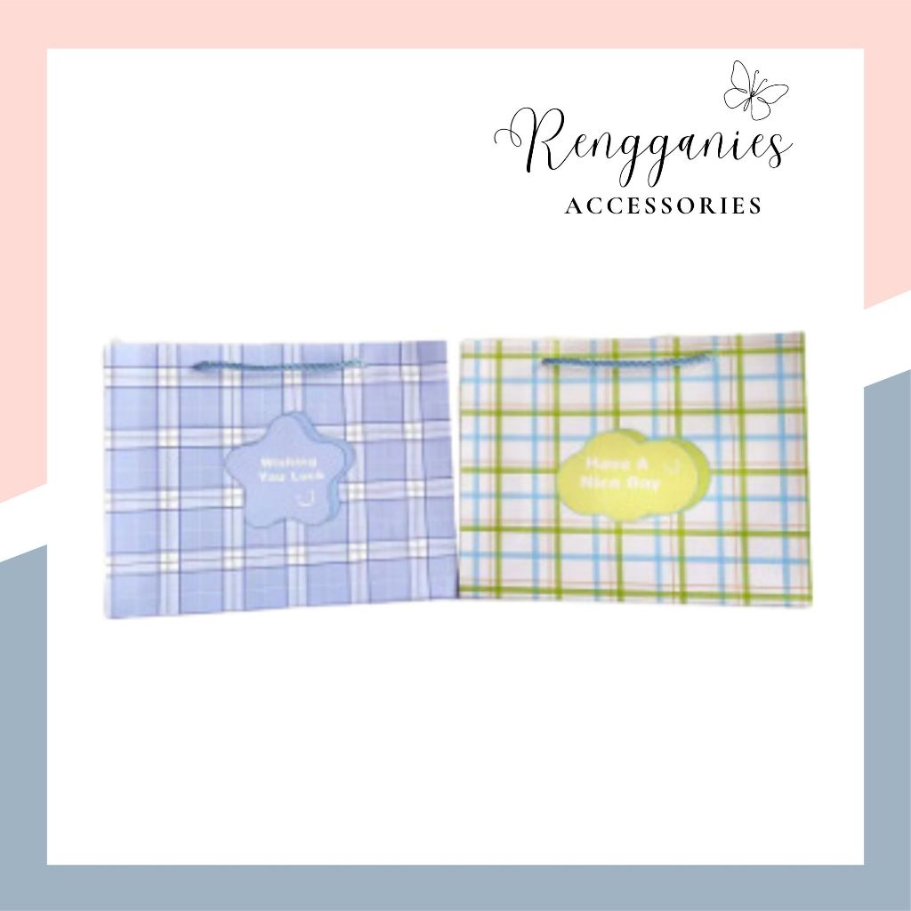 

Paper Bag M "Wishing You Luck" Checkered Pattern Elegant & Simple Design Import