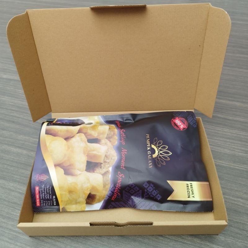 

PEMPEK ASLI IKAN TENGGIRI 100% HALAL