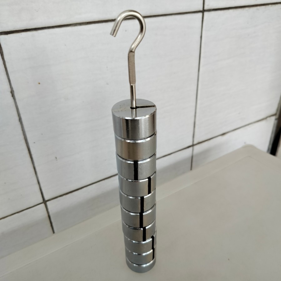 

beban bercelah 1000 gram dengan penggantung alat peraga