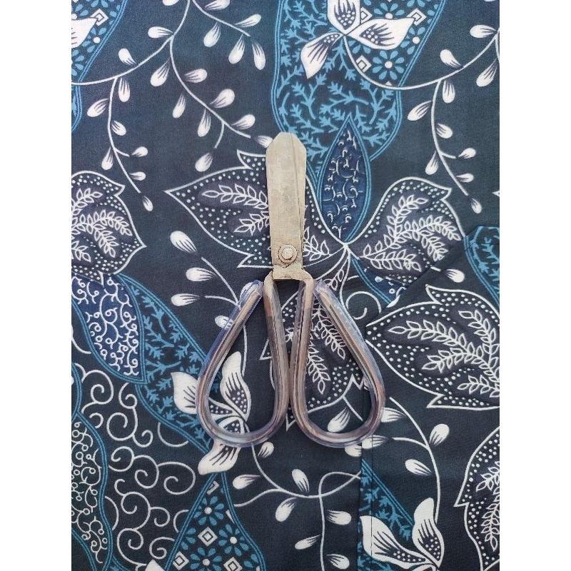 

Gunting Baja Ukuran Besar SKT