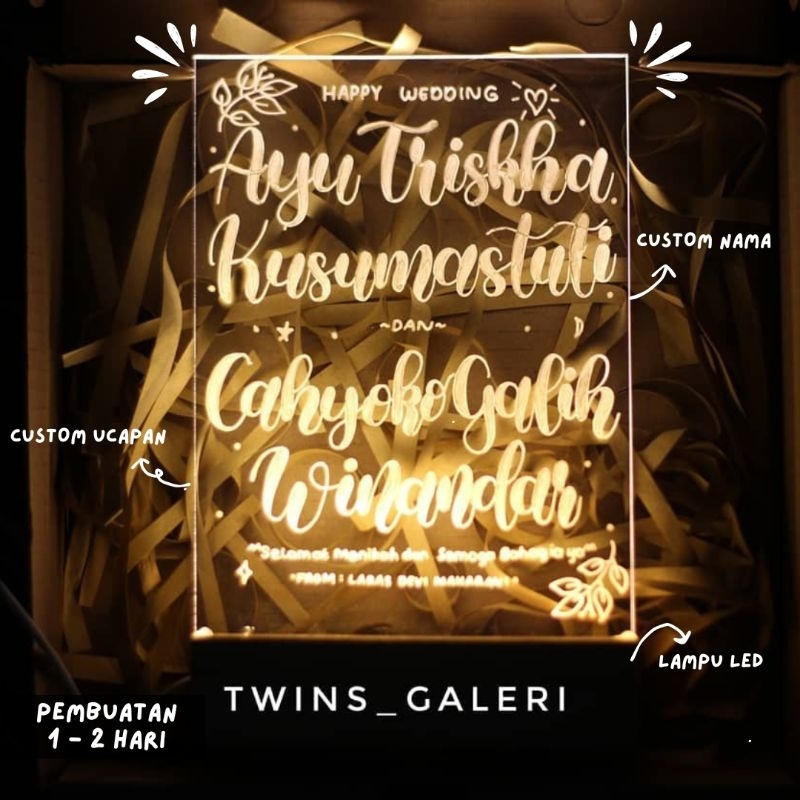 SIMPLE ACRYLIC | KADO WISUDA | KADO WEDDING | STANDING ACRYLIC | LAMPU TIDUR