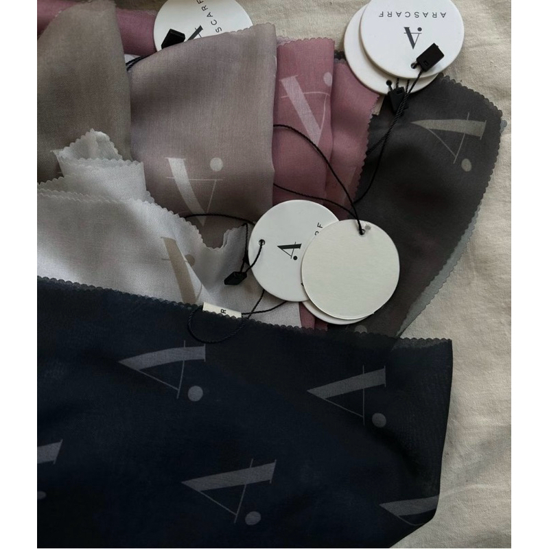 MONOGRAM VOL 1 ARASCARF // MONOGRAM VOL 4 SERIES ARASCARF