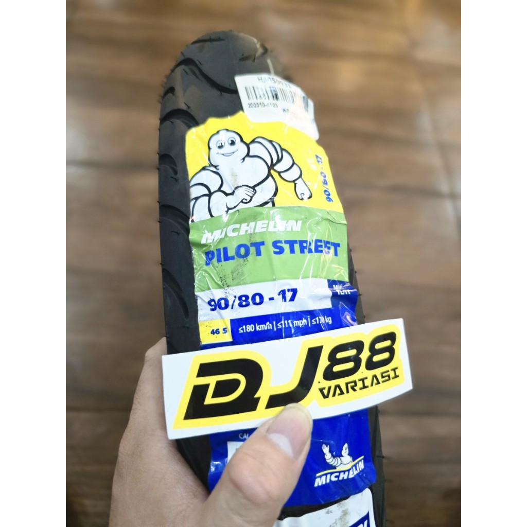 Ban michelin pilot street 90/80-17 tubless