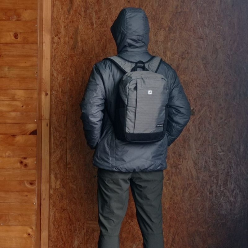 TAS PUNGGUNG COLOGNE CONSINA TAS RANSEL