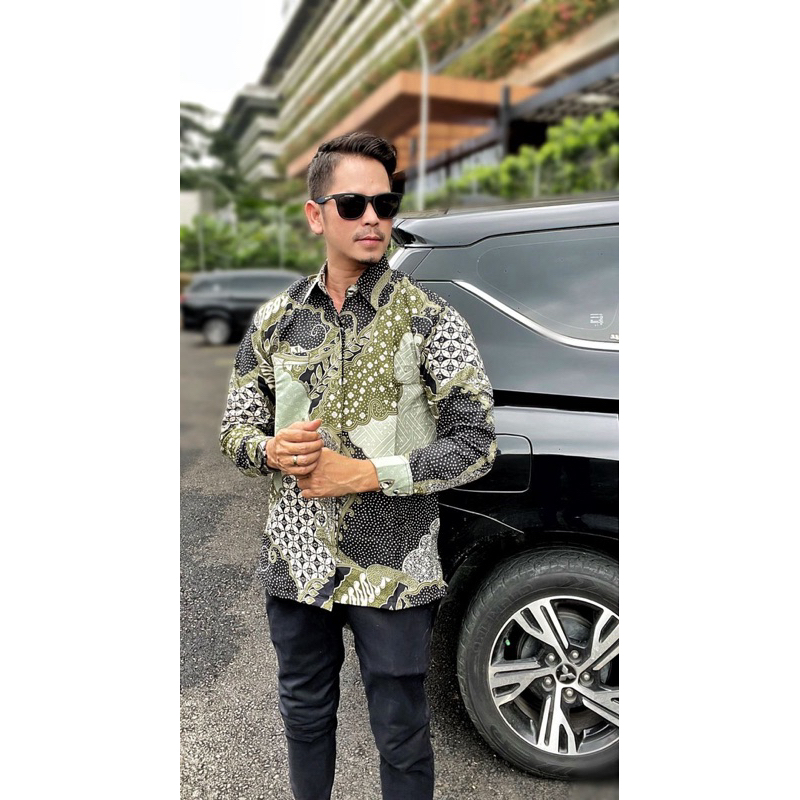 BATIK COUPLE AYAH IBU ANAK