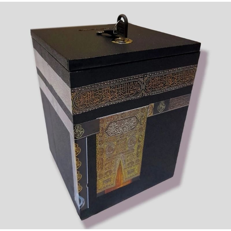 Celengan kabah celengan Ka'bah besar celengan Ka'bah jumbo celengan kabah kunci