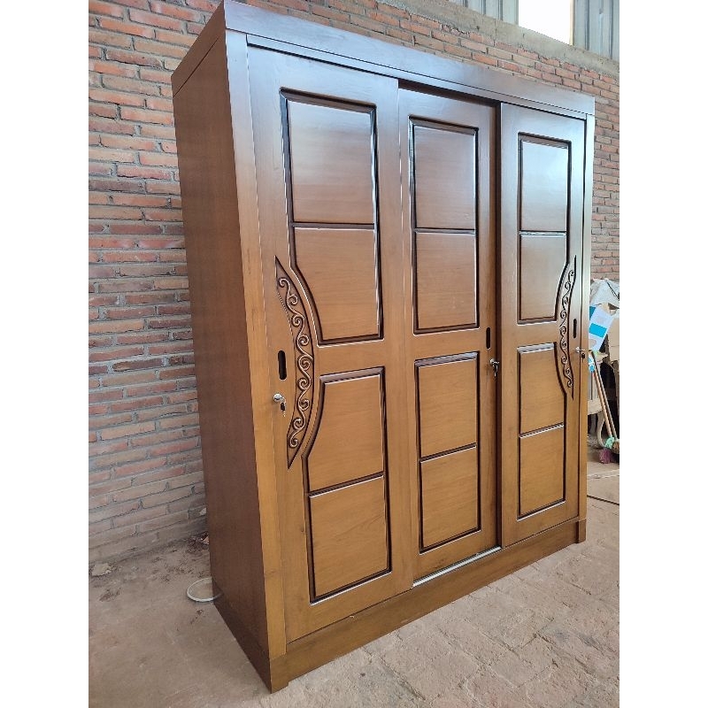 lemari pakaian minimalis  kayu jati 3 pintu kualitas premium jati tua