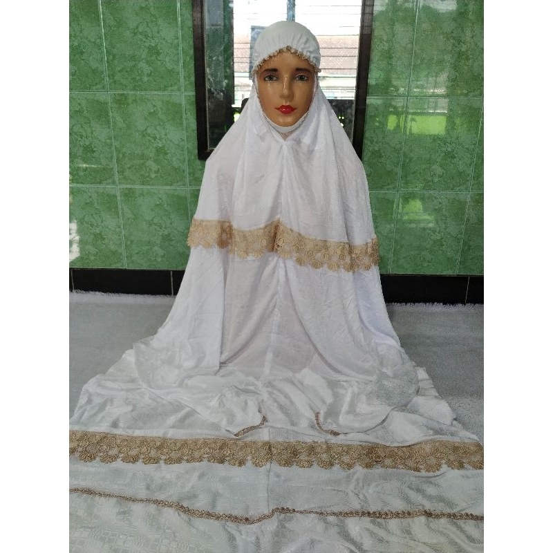 Mukena terusan sutra Blitz renda