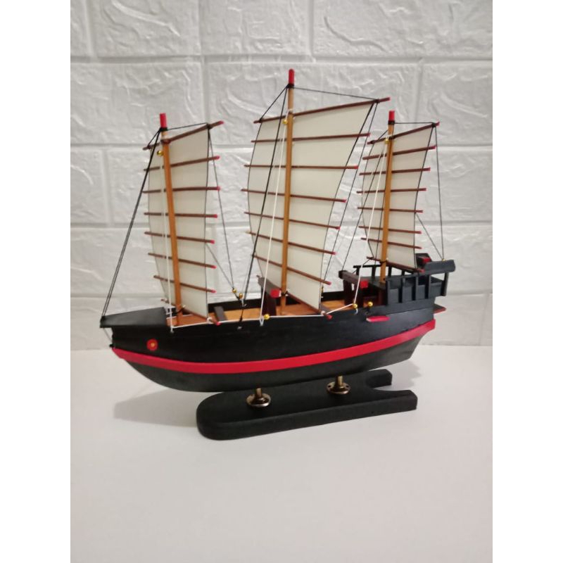 miniatur kapal pajangan hiasan diecast