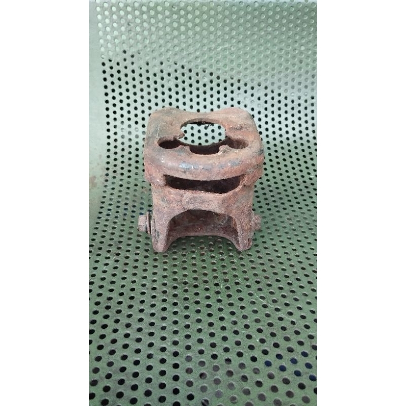 breket pangkon dudukan stang supercub c700 c800