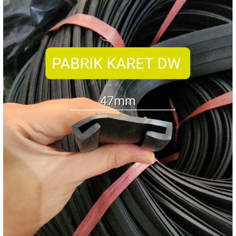 

Terkini KARET STAPLES 47MM STEPLES 47CM LIST LIS C PELINDUNG PLAT